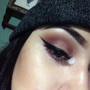 Meet your Posher, Anissa